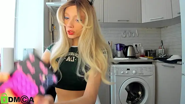  Alice Kitty online show from 03-01-25, 11:50