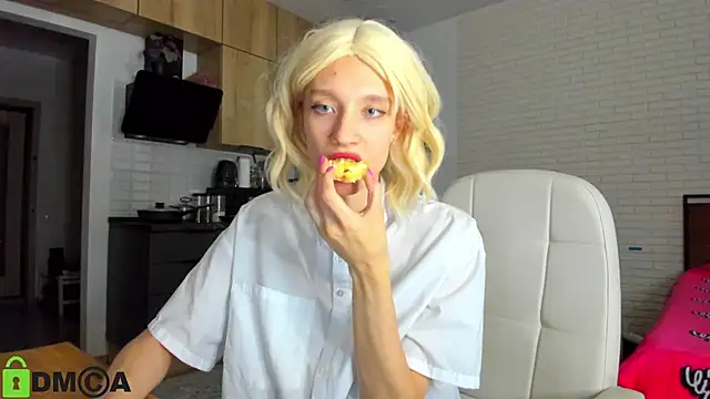  Alice Kitty online show from 09-26-25, 09:16