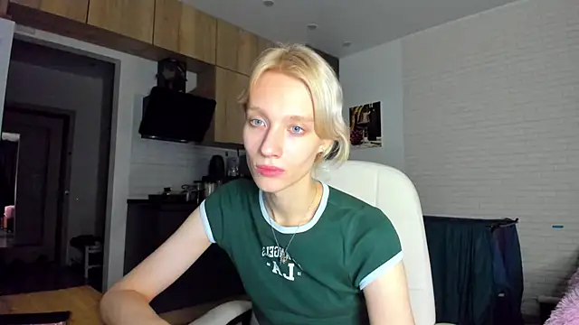  Alice Kitty online show from 12-03-25, 09:09