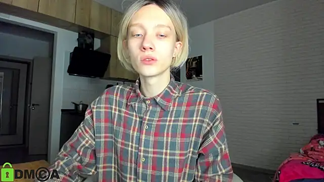  Alice Kitty online show from 10-29-25, 05:45