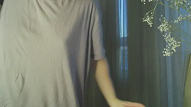 Snapshot of Aurora_workerr chatting on 02-25-25, 01:09 Aurora workerr online show from 02-25-25, 01:09