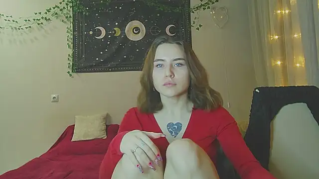 Snapshot of Aurora_workerr chatting on 12-30-24, 12:31 Aurora workerr online show from 12-30-24, 12:31