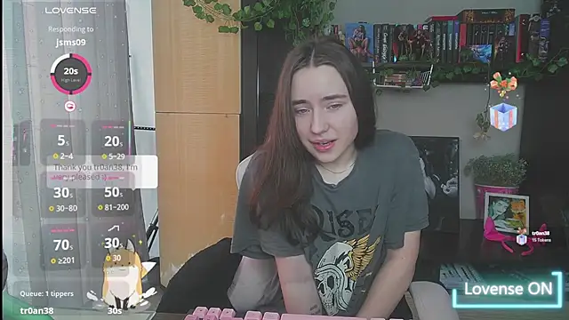 Aurora workerr online show from 03-11-26, 03:44