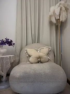 Hot Mm online show from 05-25-26, 10:47