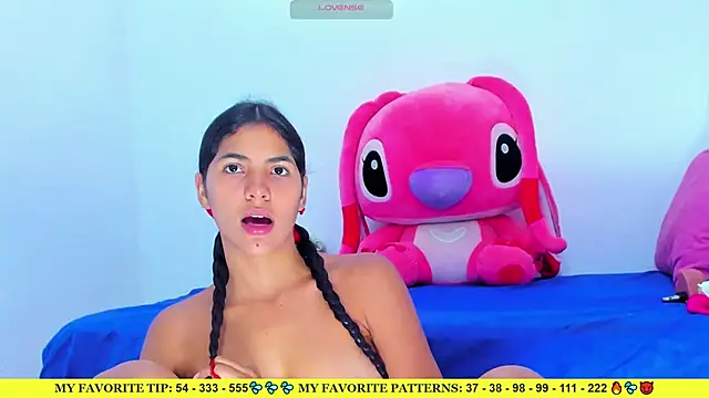 Snapshot of AriannaLewiis chatting on 06-07-26, 07:52 AriannaLewiis online show from 06-07-26, 07:52