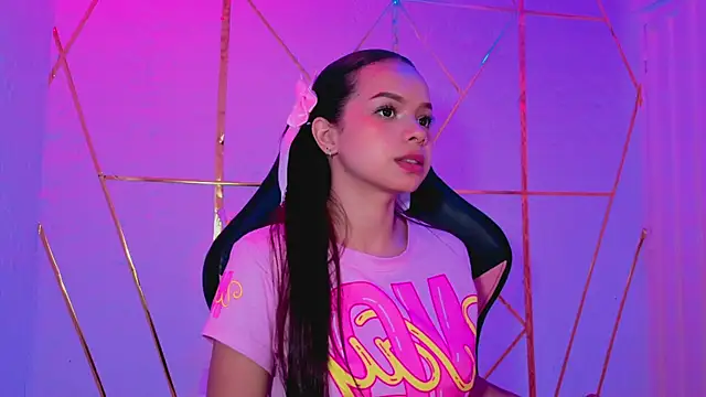 SheilaSmiith online show from 11-27-25, 09:04