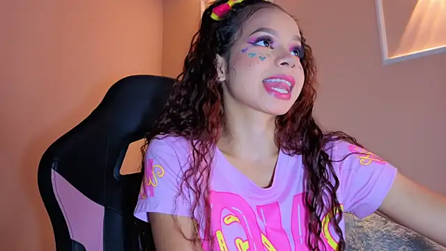 SheilaSmiith online show from 10-24-25, 10:09