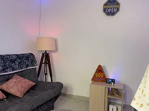 MyLatinHotBoys online show from 01-05-25, 08:31