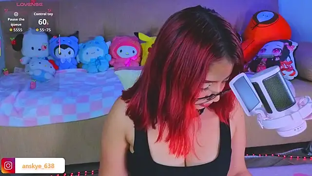 AnngelaSkye online show from 10-26-25, 04:13