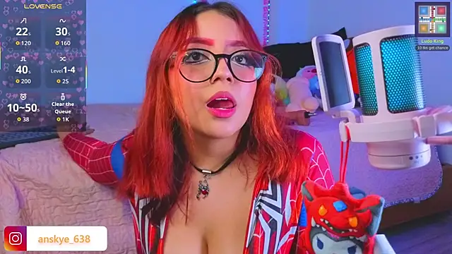 AnngelaSkye online show from 01-14-26, 03:54