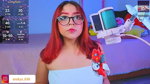 Snapshot of AnngelaSkye chatting on 01-15-26, 05:11 AnngelaSkye online show from 01-15-26, 05:11