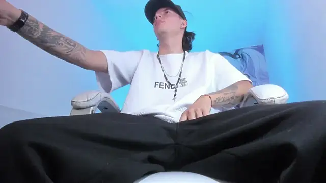 FrannBoy online show from 04-18-26, 04:26