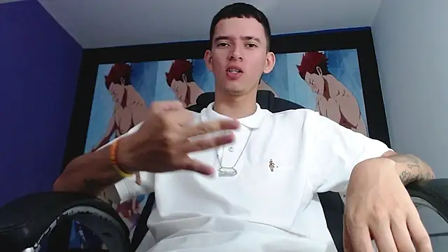 Snapshot of FrannBoy chatting on 02-01-25, 06:40 FrannBoy online show from 02-01-25, 06:40