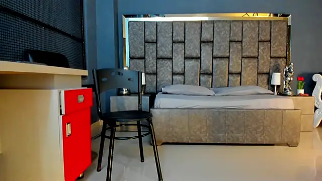 Matureyulyet online show from 11-06-25, 08:24