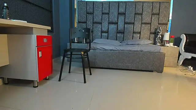 Matureyulyet online show from 10-09-25, 08:31