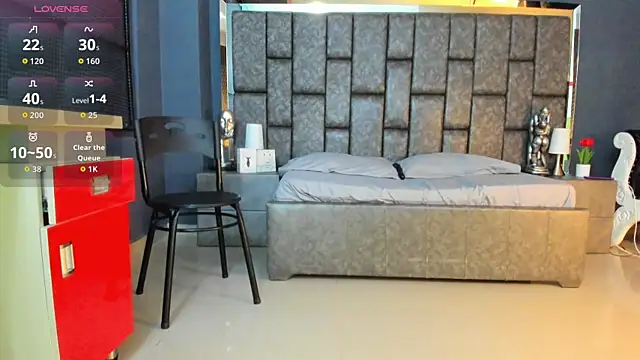 Matureyulyet online show from 10-04-25, 09:27