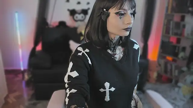 Naomii Soto online show from 04-18-26, 04:53