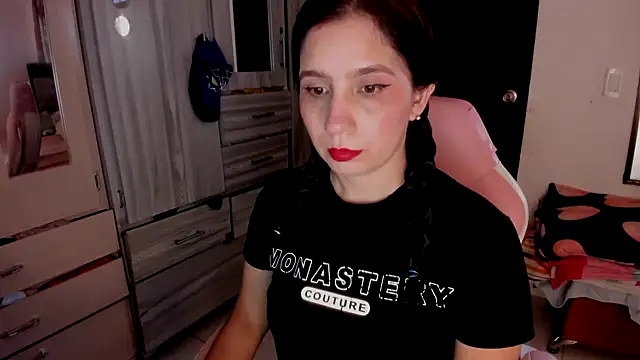 littlelight1 online show from 12-17-25, 02:22