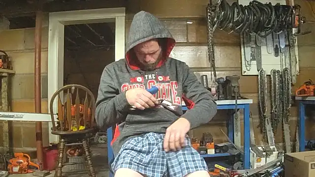 Snapshot of Bigoleslong98765 chatting on 12-17-25, 02:22 Bigoleslong98765 online show from 12-17-25, 02:22