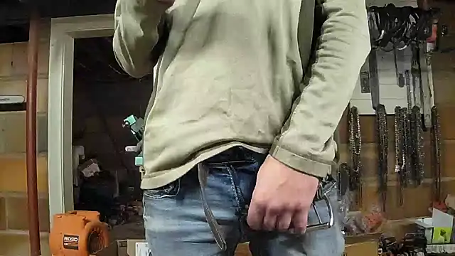 Snapshot of Bigoleslong98765 chatting on 11-20-25, 03:45 Bigoleslong98765 online show from 11-20-25, 03:45