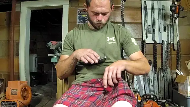 Snapshot of Bigoleslong98765 chatting on 09-25-25, 07:03 Bigoleslong98765 online show from 09-25-25, 07:03