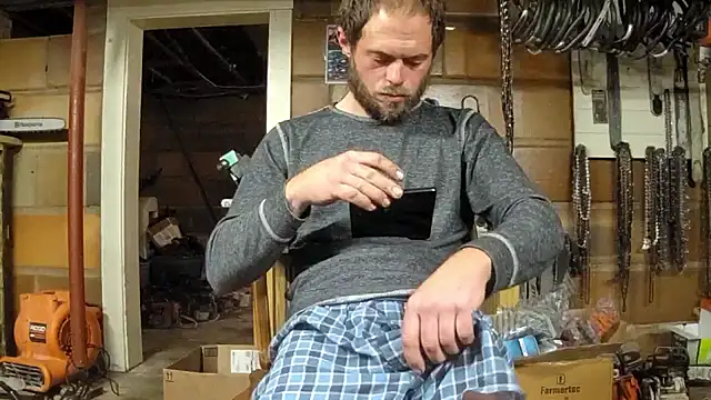 Snapshot of Bigoleslong98765 chatting on 11-19-25, 06:46 Bigoleslong98765 online show from 11-19-25, 06:46