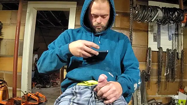 Snapshot of Bigoleslong98765 chatting on 11-16-25, 03:17 Bigoleslong98765 online show from 11-16-25, 03:17