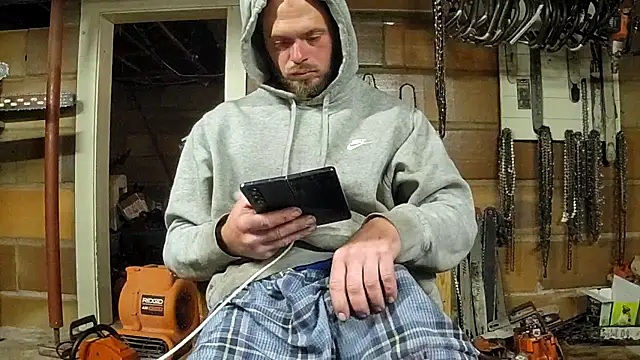 Snapshot of Bigoleslong98765 chatting on 11-15-25, 07:01 Bigoleslong98765 online show from 11-15-25, 07:01