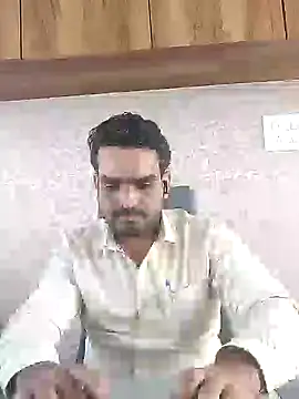 Snapshot of indianguy89 chatting on 12-02-24, 05:43 indianguy89 online show from 12-02-24, 05:43