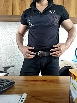 Snapshot of indianguy89 chatting on 02-28-26, 06:35 indianguy89 online show from 02-28-26, 06:35