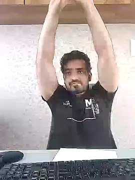 Snapshot of indianguy89 chatting on 12-29-24, 05:10 indianguy89 online show from 12-29-24, 05:10