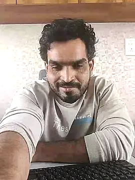 Snapshot of indianguy89 chatting on 01-04-25, 09:10 indianguy89 online show from 01-04-25, 09:10