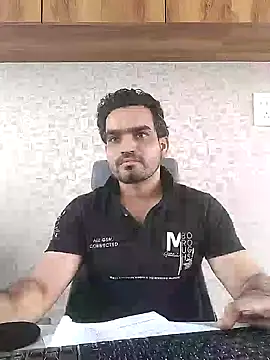 Snapshot of indianguy89 chatting on 01-19-25, 06:31 indianguy89 online show from 01-19-25, 06:31