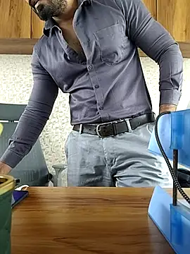 Snapshot of indianguy89 chatting on 03-02-26, 07:15 indianguy89 online show from 03-02-26, 07:15