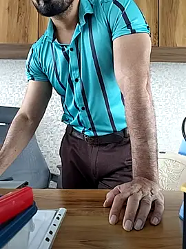 Snapshot of indianguy89 chatting on 02-25-26, 08:25 indianguy89 online show from 02-25-26, 08:25