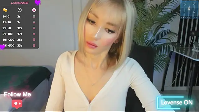 AmiiWong online show from 03-09-25, 04:16