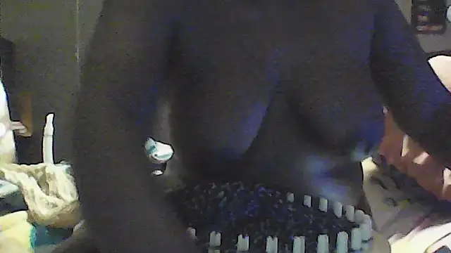 EbonyFetishQueen online show from 06-04-26, 01:05