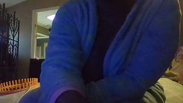 EbonyFetishQueen online show from 04-22-26, 04:14