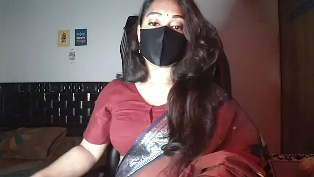 Most-Beautiful-Queen online show from 12-21-25, 07:04