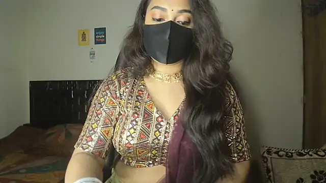 Most-Beautiful-Queen online show from 03-22-26, 07:48