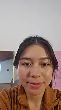 pink flower  online show from 01-21-25, 10:41