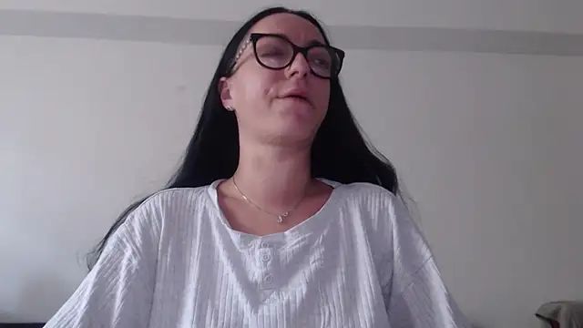 IzabelllNoir online show from 06-02-26, 08:58