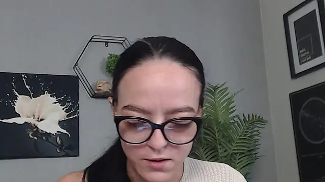 IzabelllNoir online show from 01-15-26, 09:01