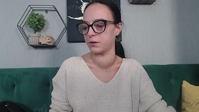 IzabelllNoir online show from 10-07-25, 07:20