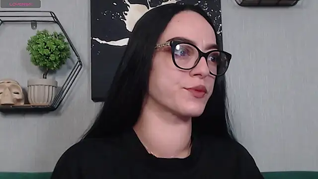 IzabelllNoir online show from 04-11-26, 06:54