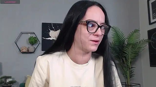 IzabelllNoir online show from 03-26-26, 08:01