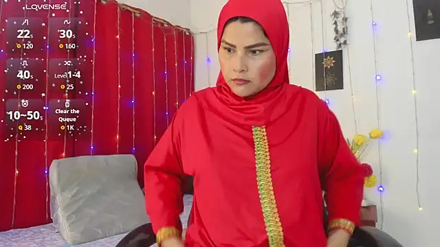 AishaAmin  online show from 05-13-26, 12:12