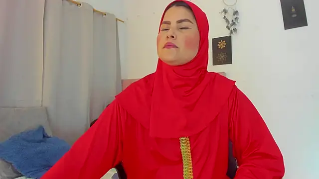 AishaAmin  online show from 06-17-26, 12:15
