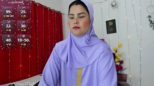 AishaAmin  online show from 11-13-25, 12:31