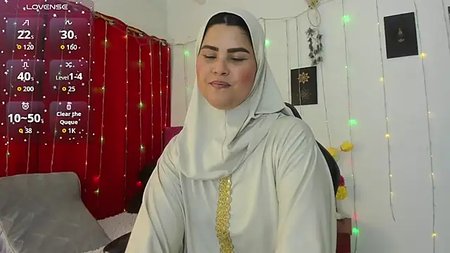 AishaAmin  online show from 05-11-26, 12:17